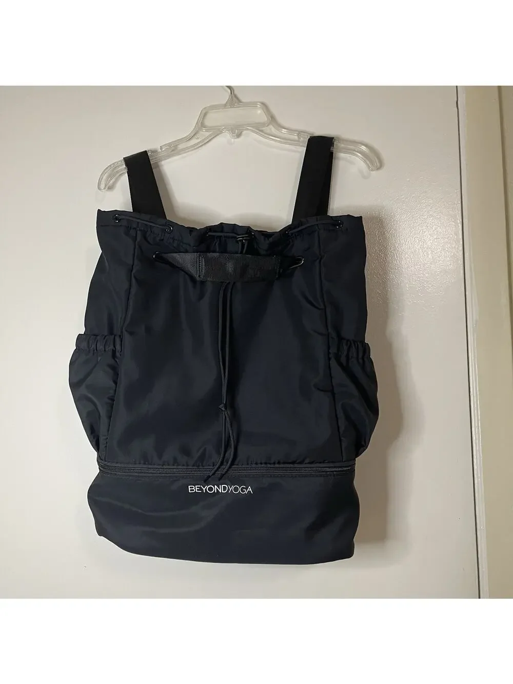 Beyond Yoga convertible gym bag black backpack with drawstring closure